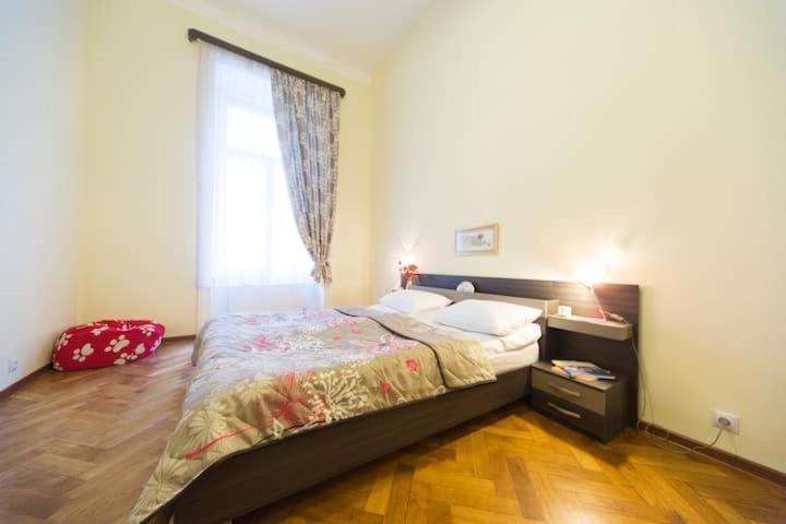 Apartment On Tabidze 3/5 Tbilisi Ngoại thất bức ảnh